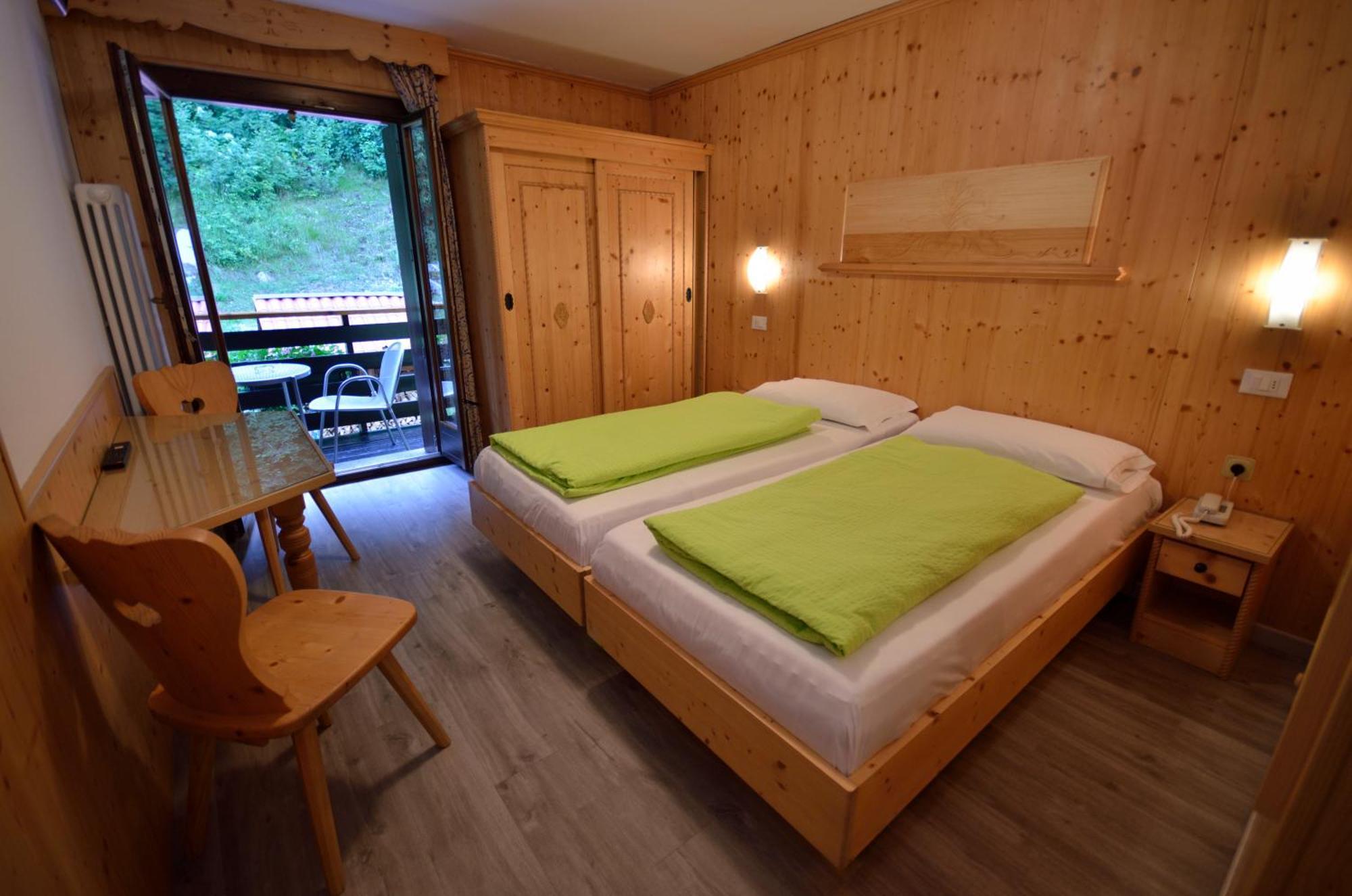 Hotel Cime D'Oro Madonna Exteriör bild